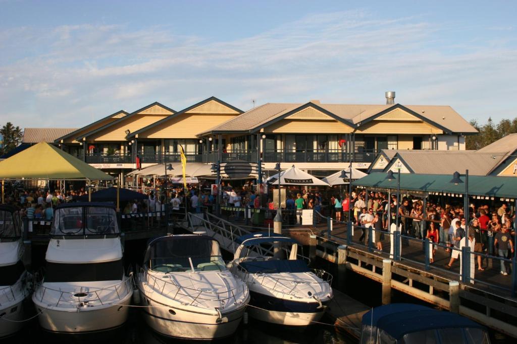 Surfers Paradise Yha Southport Εξωτερικό φωτογραφία